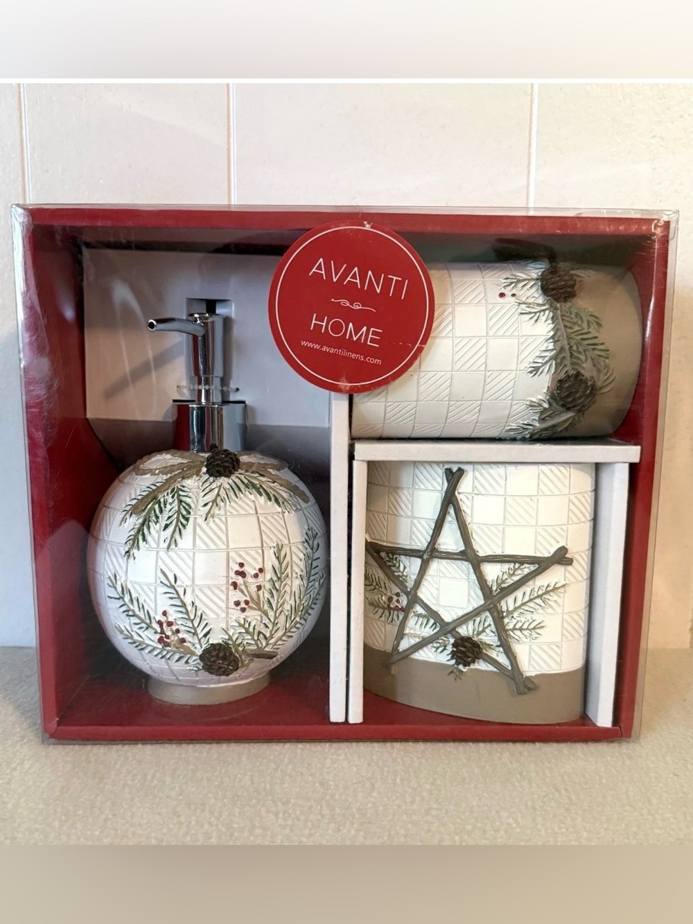Avanti White and Green Pinecone Ceramic Bath Accessory Set